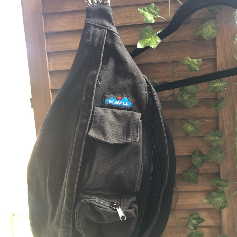 Kavu Black Crossbody Sling Bag